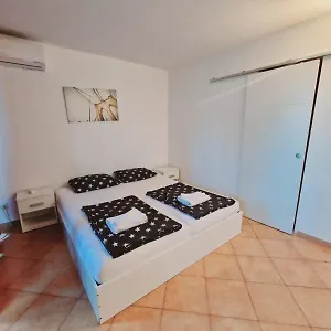 Apartament Damian, Pula
