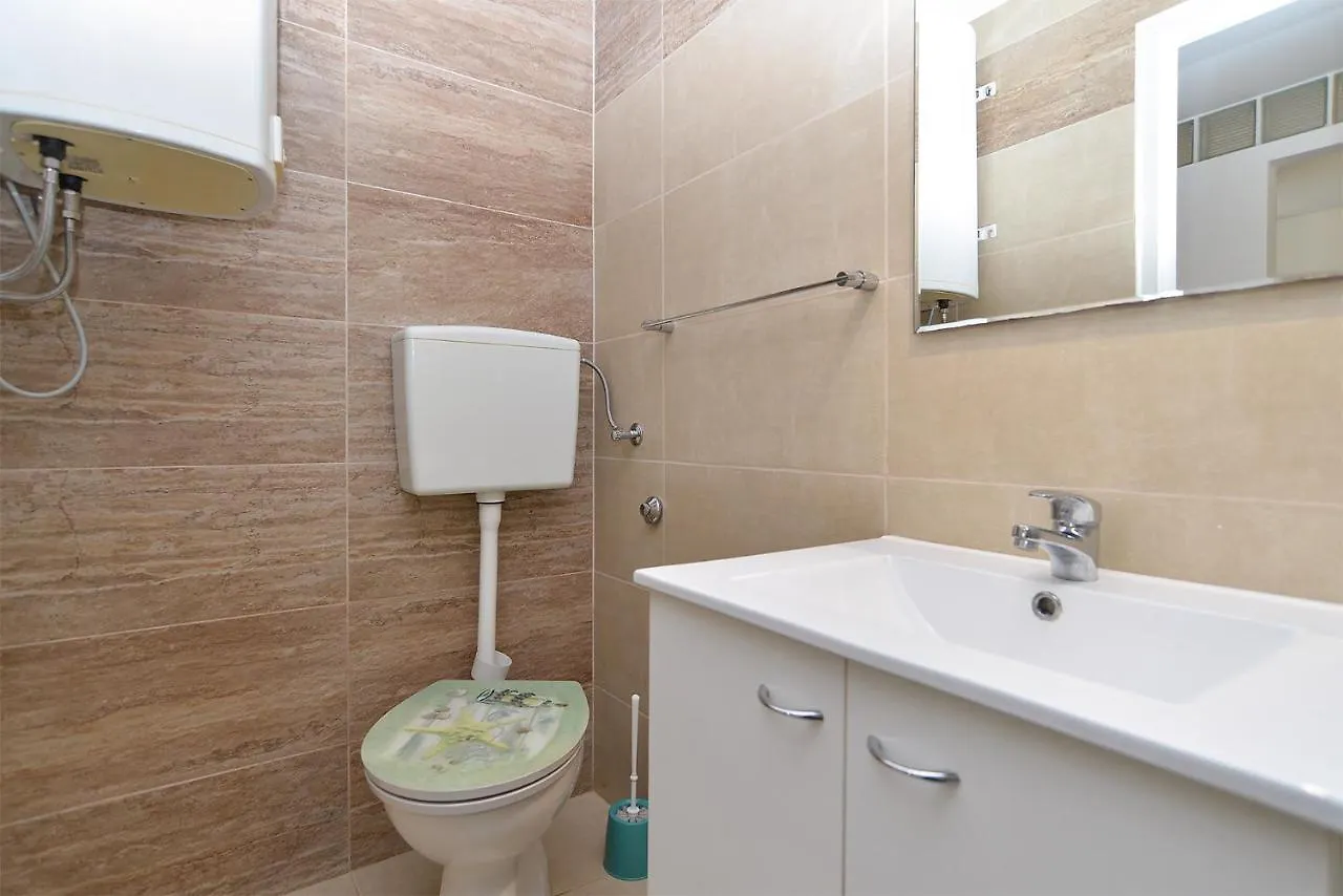 Apartments Volf 1405 Peroj